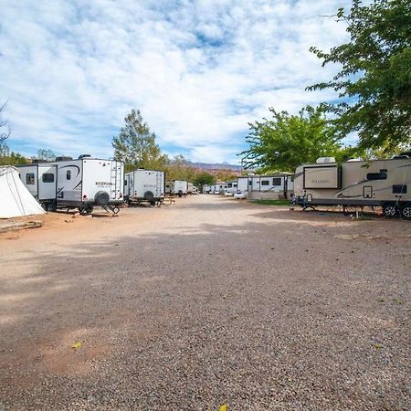 Funstays Glamping Setup Tent In Rv Park #4 Ok-T4 Moab Extérieur photo