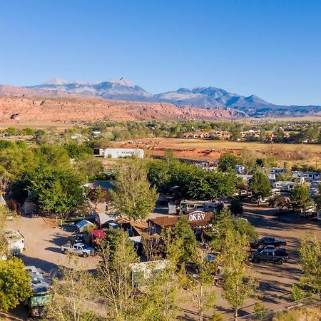 Funstays Glamping Setup Tent In Rv Park #4 Ok-T4 Moab Extérieur photo