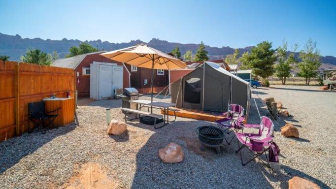 Funstays Glamping Setup Tent In Rv Park #4 Ok-T4 Moab Extérieur photo